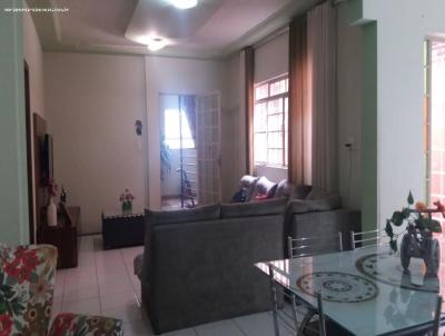 Apartamento para Venda, em Carmo do Cajuru, bairro Centro, 3 dormitórios, 2 banheiros, 1 suíte, 1 vaga